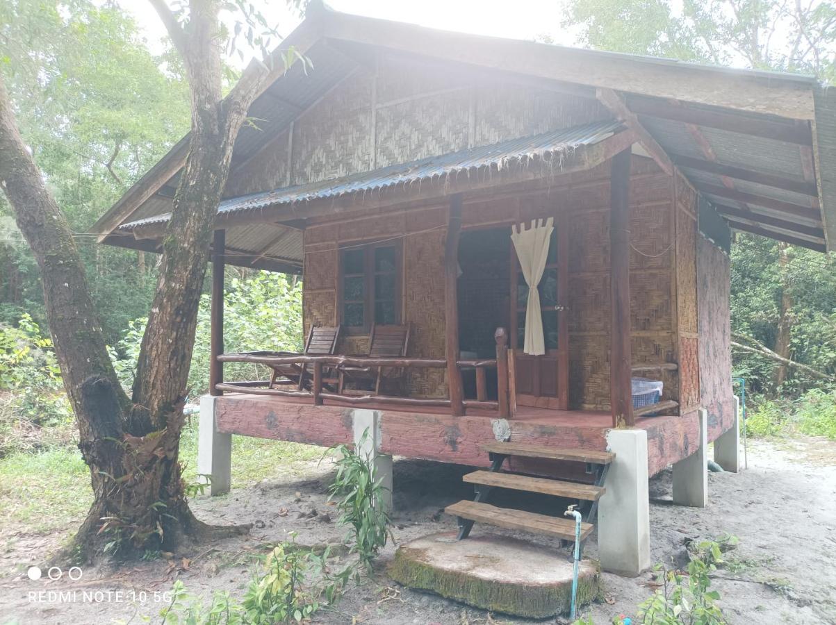 Payam Cabana Koh Phayam Pokoj fotografie